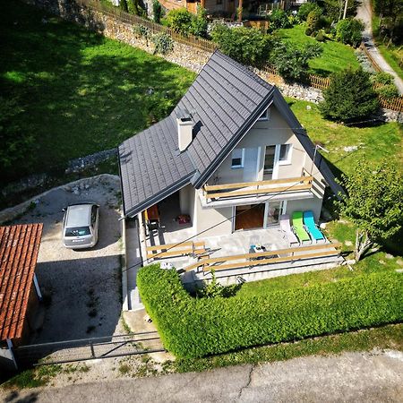 Vila Kuca Za Odmor Miracool Generalski Stol Exteriér fotografie